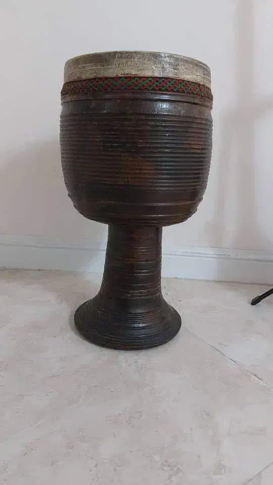 تنبک|سازهای سنتی|تهران, پیکان شهر|دیوار