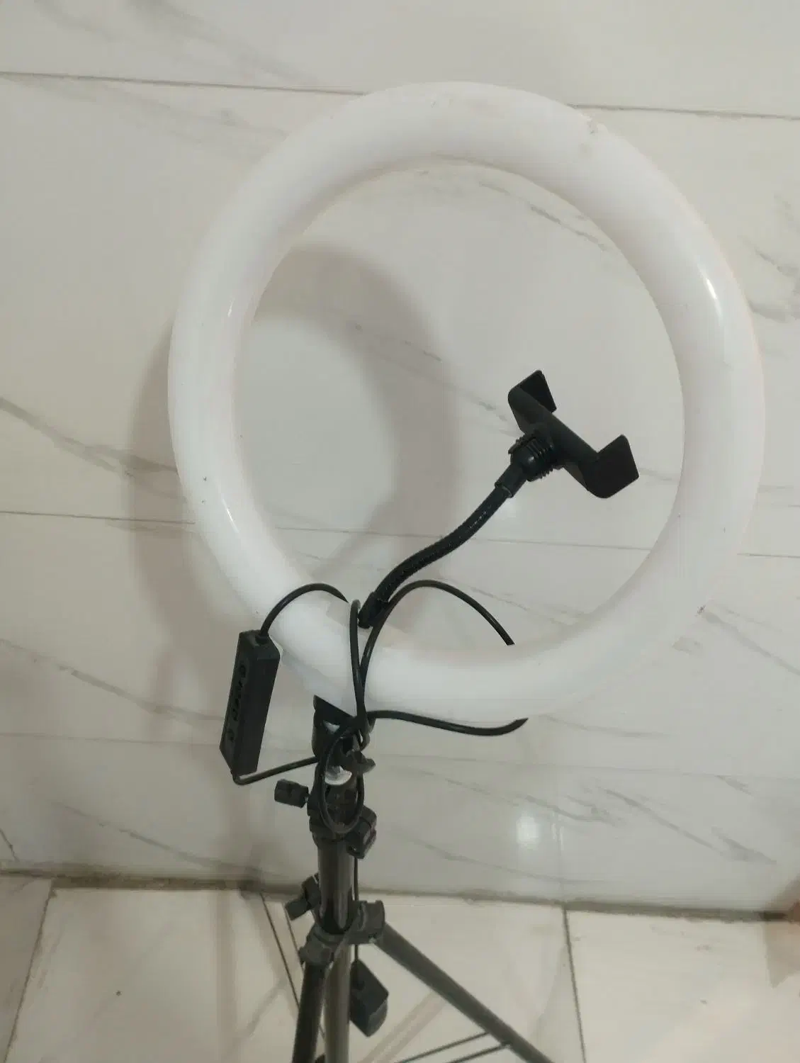 رینگ لایت|دوربین عکاسی و فیلمبرداری|اراک, |دیوار