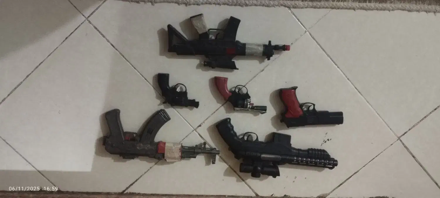 ماشین و تفنگ|اسباببازی بچه|پاکدشت, خاتون آباد|دیوار