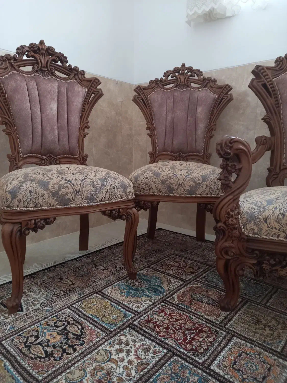 مبلمان سلطنتی|مبلمان خانگی و میز عسلی|نجف‌آباد, شیخ آباد|دیوار