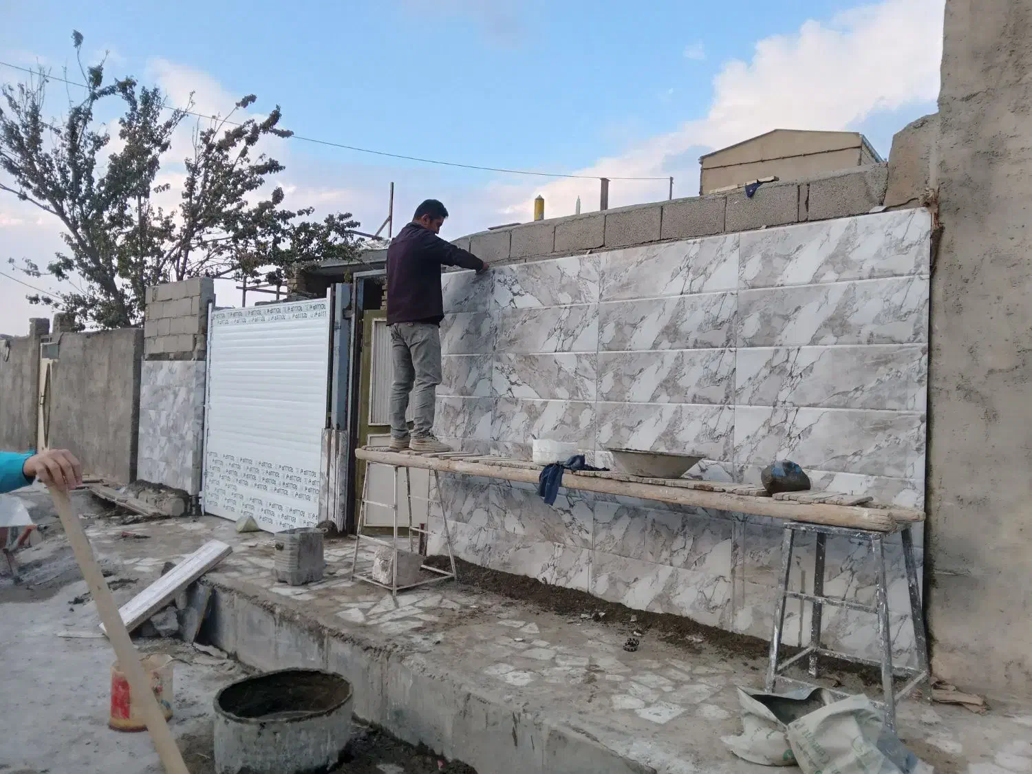 بنایی* روزمزد (۱۲۰۰)  *|خدمات پیشه و مهارت|دورود, |دیوار