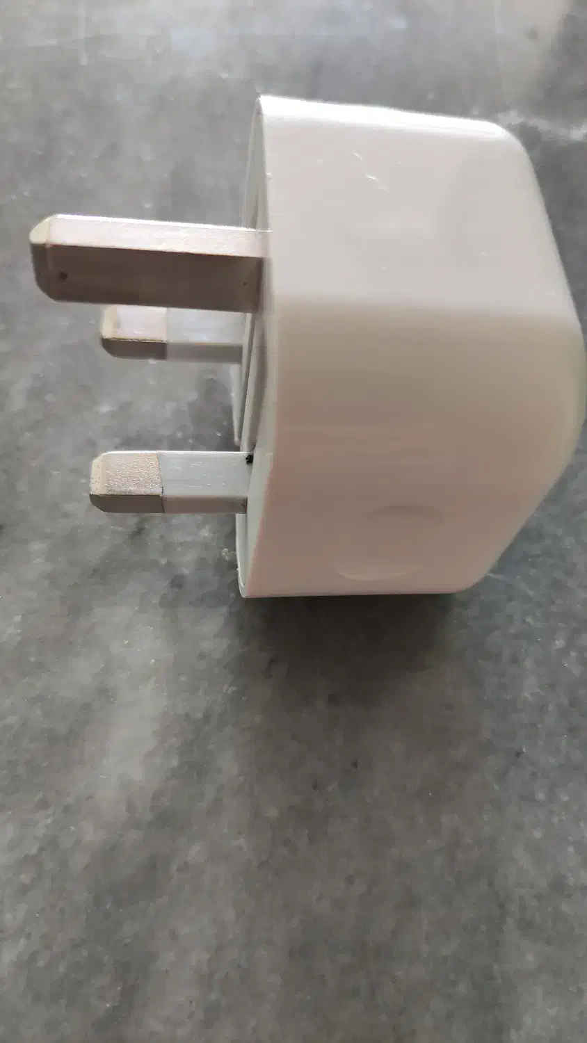 شارژر اصلی آیفون 20w (با یک روز تست)|لوازم جانبی موبایل و تبلت|اصفهان, کارلادان|دیوار