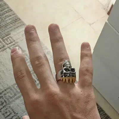 انگشتر|بدلیجات|قدس, شهر‌قدس|دیوار