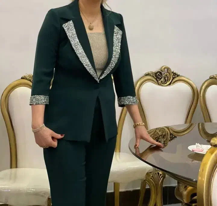 لباس کت و شلوار|لباس|بندر انزلی, گمرک|دیوار