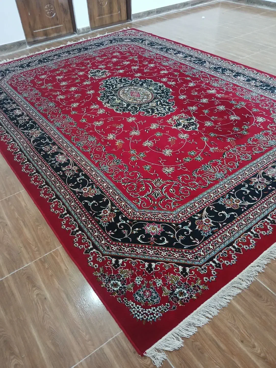 فرش ۱۲ متری|فرش|خرم‌آباد, |دیوار