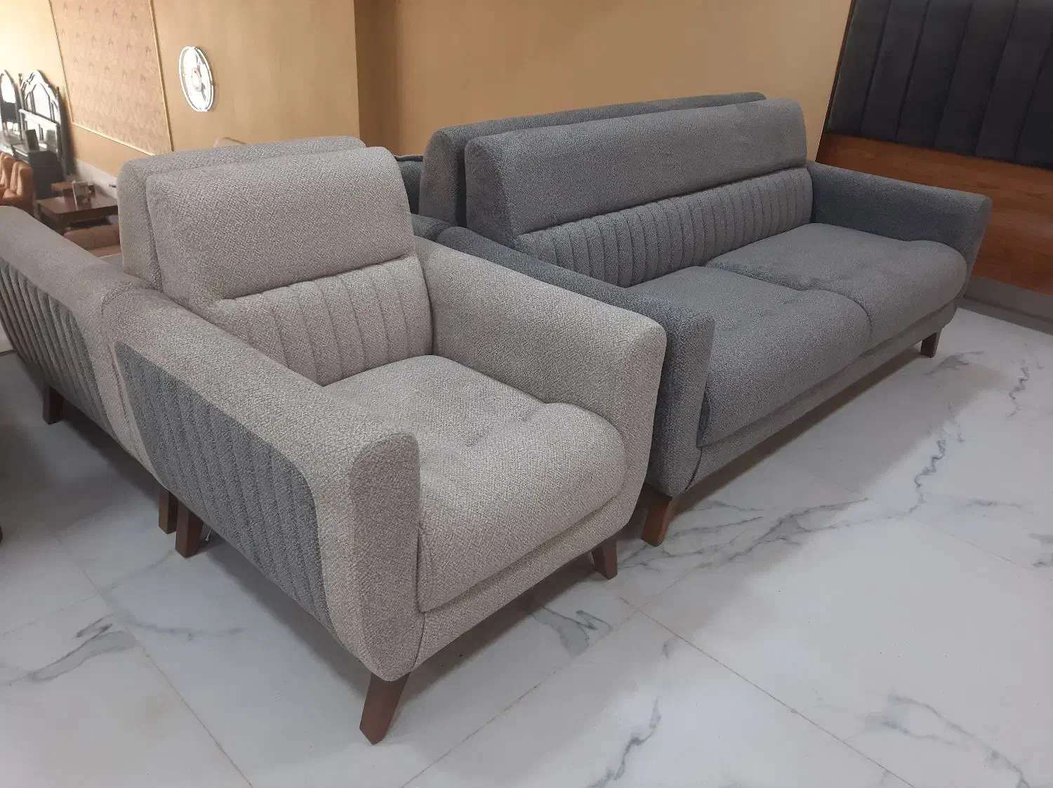 مبل راحتی هشت نفره|مبلمان خانگی و میز عسلی|تربت جام, پاسداران|دیوار