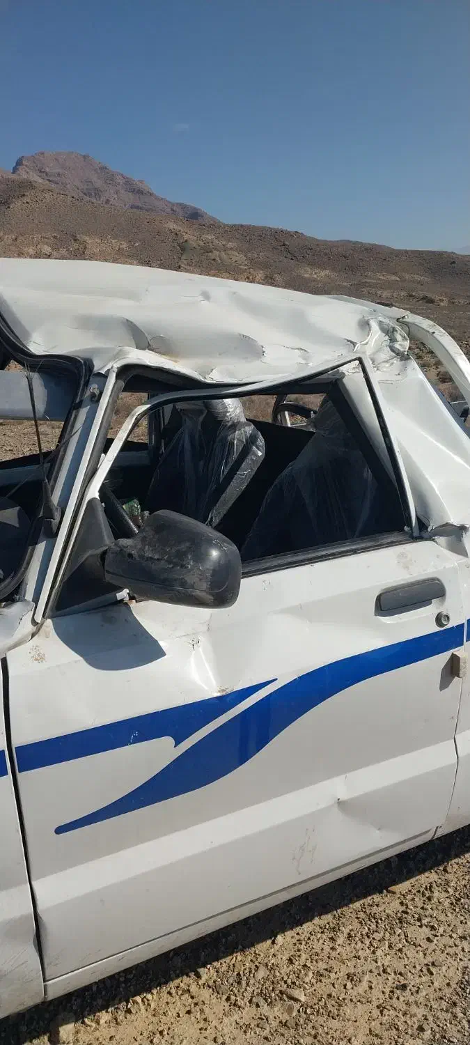 وانت کارا تصادفی|خودرو سواری و وانت|سیرجان, |دیوار