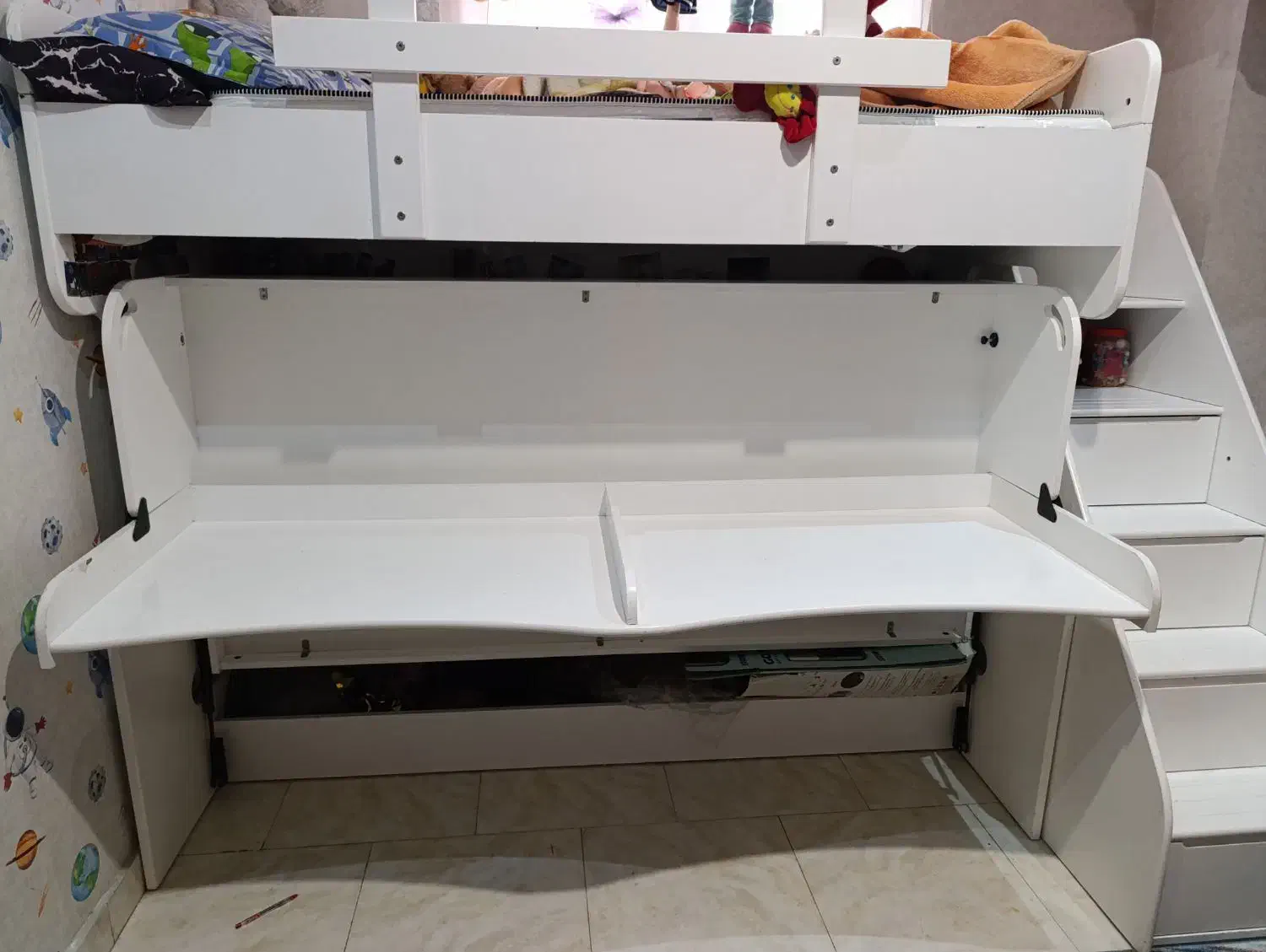 تخت دو طبقه +میز تحریر|تخت و سرویس خواب|ری, ظهیرآباد|دیوار