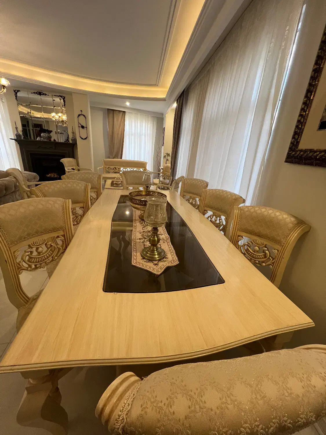 مبلمان به همراه میز نهار خوری|مبلمان خانگی و میز عسلی|تهران, حکمت|دیوار