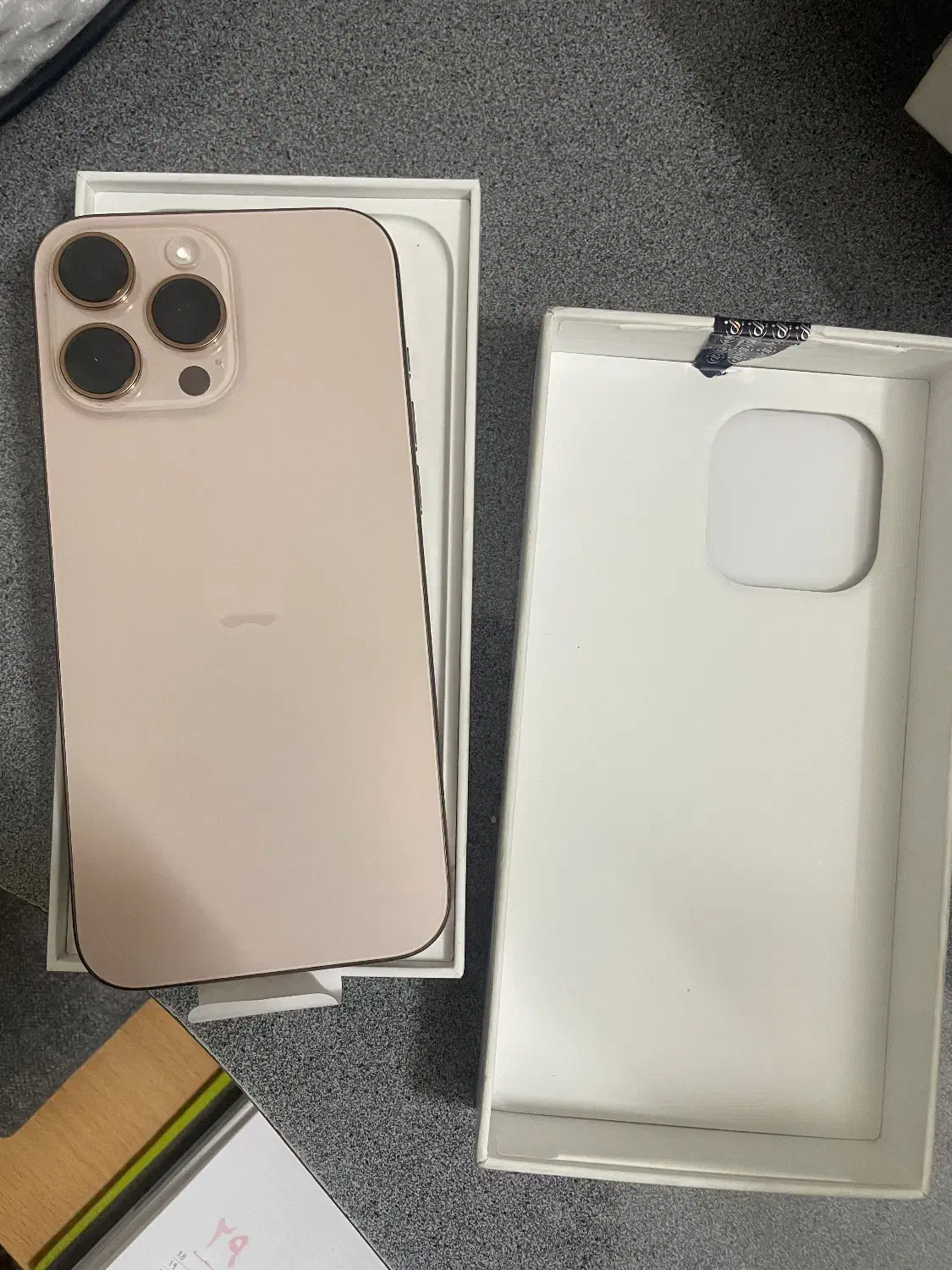 ایفون ۱۶ پرو مکس ۲۵۶ ZAA|موبایل|تهران, شهرآرا|دیوار