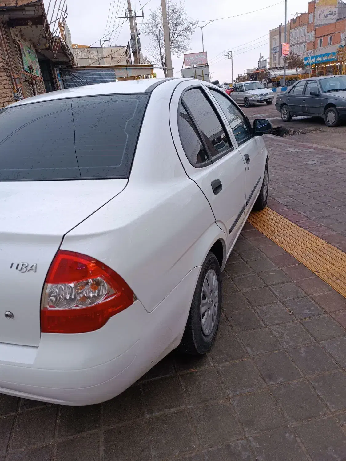 تیبا مدل۹۸ لاکاغذی|خودرو سواری و وانت|قوچان, |دیوار