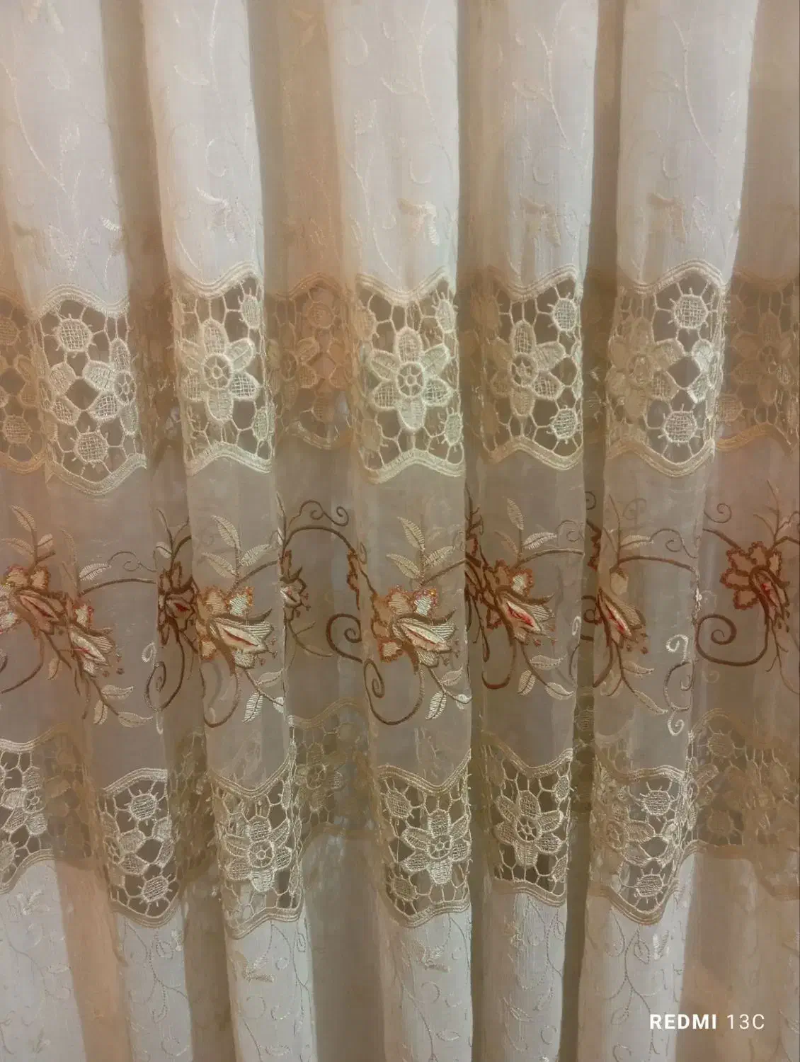 پرده|پرده، رانر، رومیزی|چوار, |دیوار