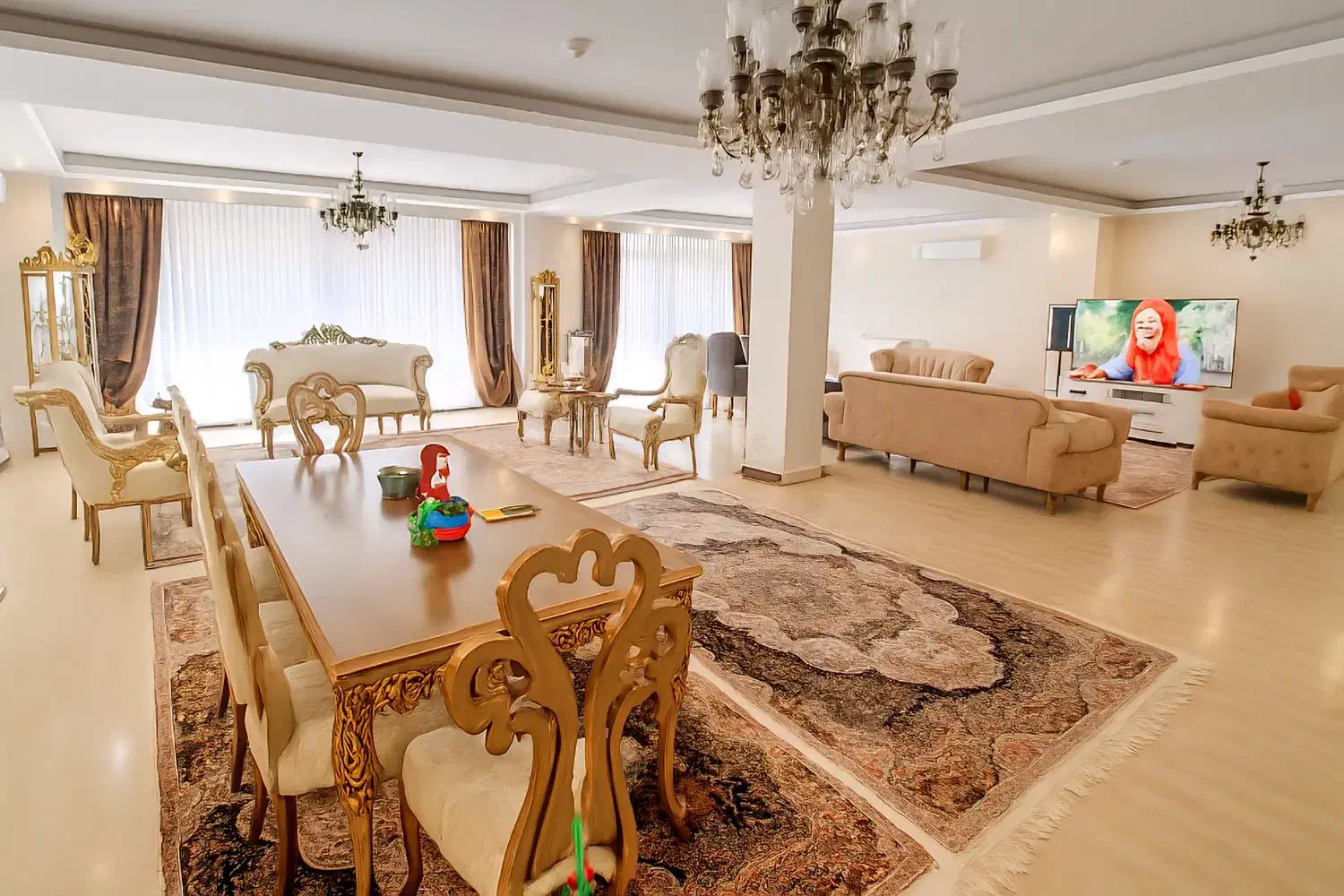 آپارتمان خاص ۲۴۵ متری با ۶۰ متر حیاط ، ویو ابدی|فروش آپارتمان|تبریز, |دیوار