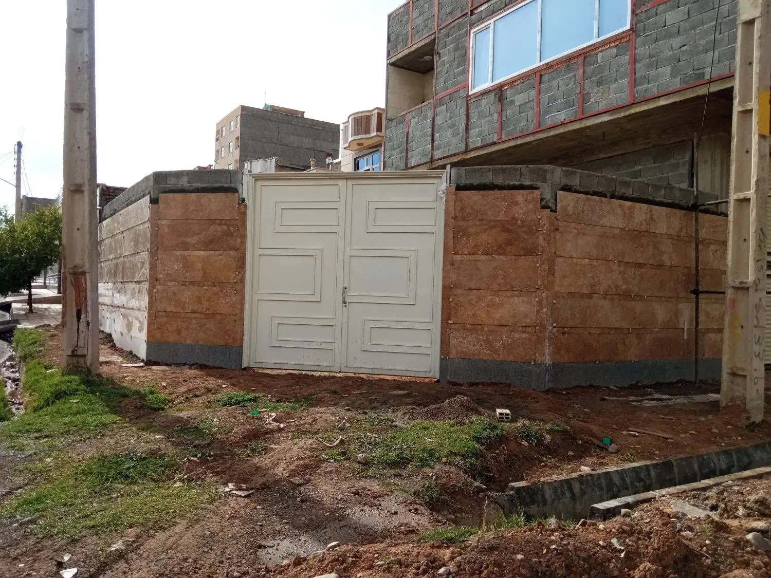 کاشی کاری،نماکاری،سنگ کاری|خدمات پیشه و مهارت|اهر, |دیوار