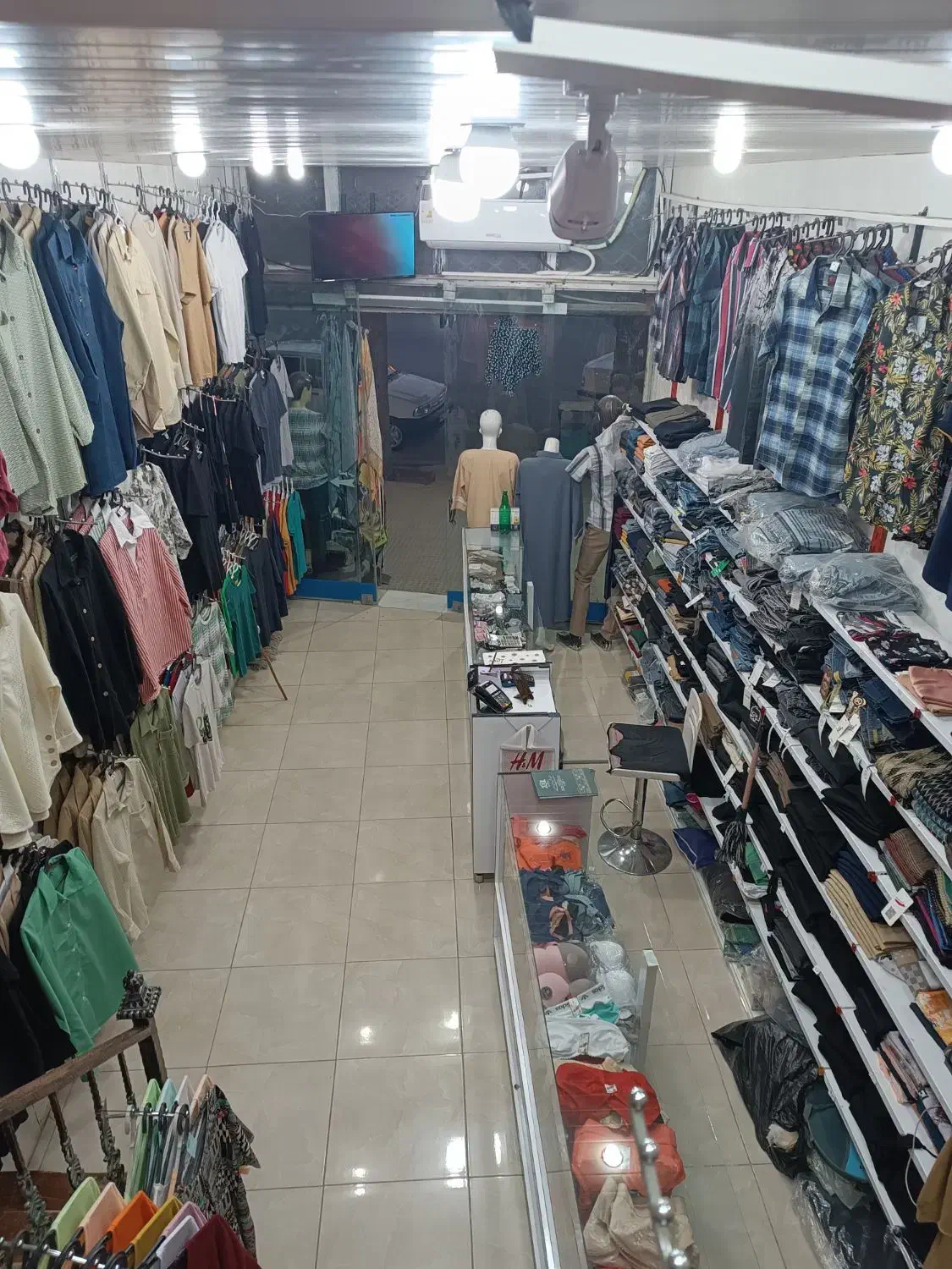 واگذاری پوشاکی|اجارهٔ مغازه و غرفه|آشخانه, |دیوار