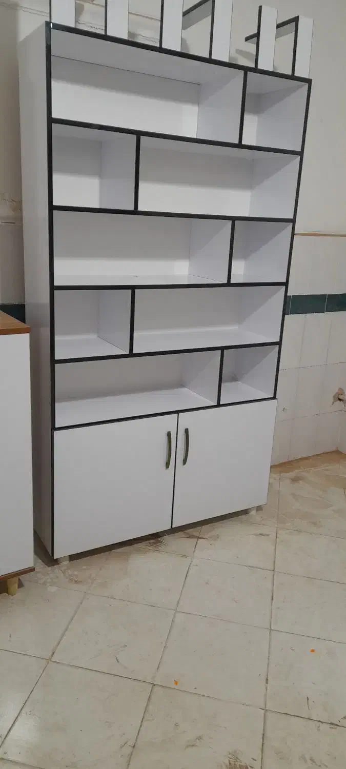 ویترین وقفسه مغازه|فروشگاه و مغازه|رشت, آب و برق|دیوار