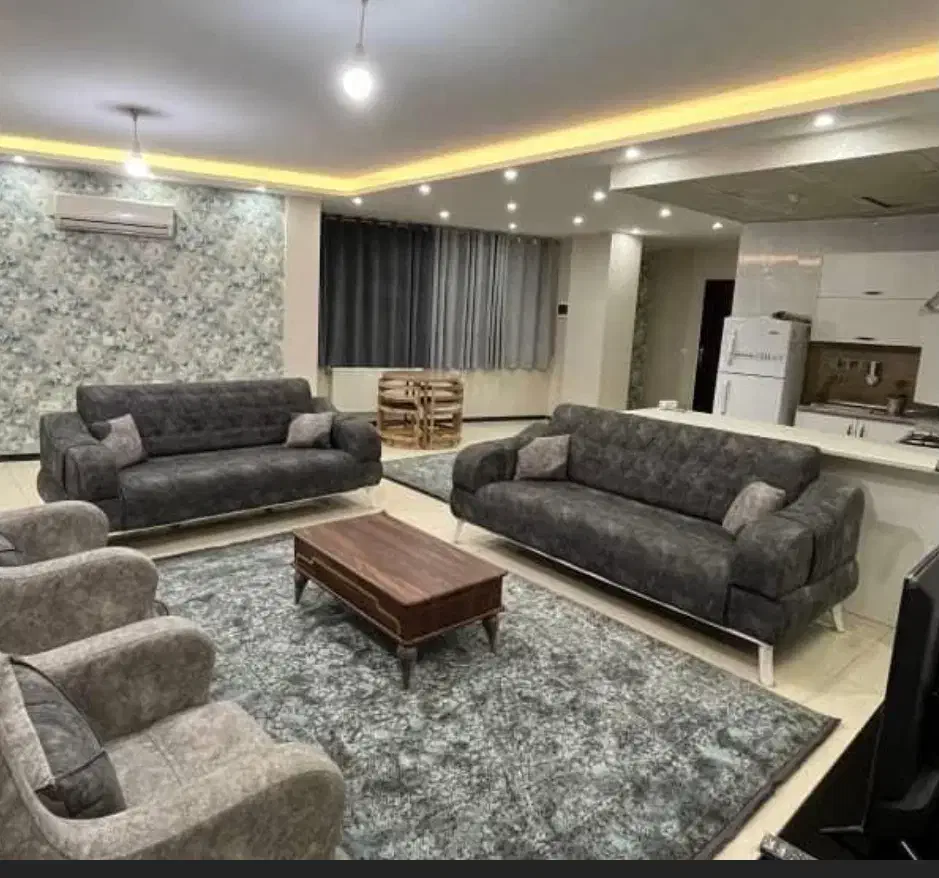 منزل مبله ماهانه روزانه ساعتی|اجارهٔ کوتاهمدت آپارتمان و سوئیت|شیراز, فرهنگ شهر|دیوار