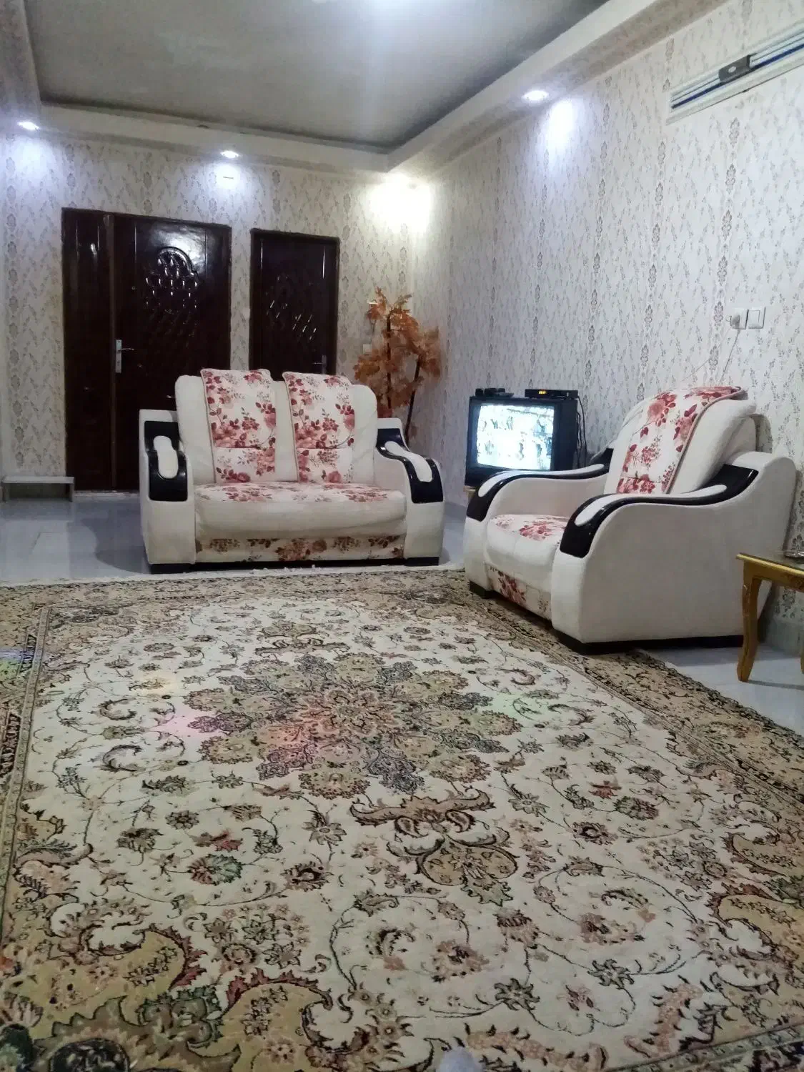 اجاره کوتاه مدت|اجارهٔ کوتاه‌مدت آپارتمان و سوئیت|مشهد, یوسفیه (شهرک غرب)|دیوار