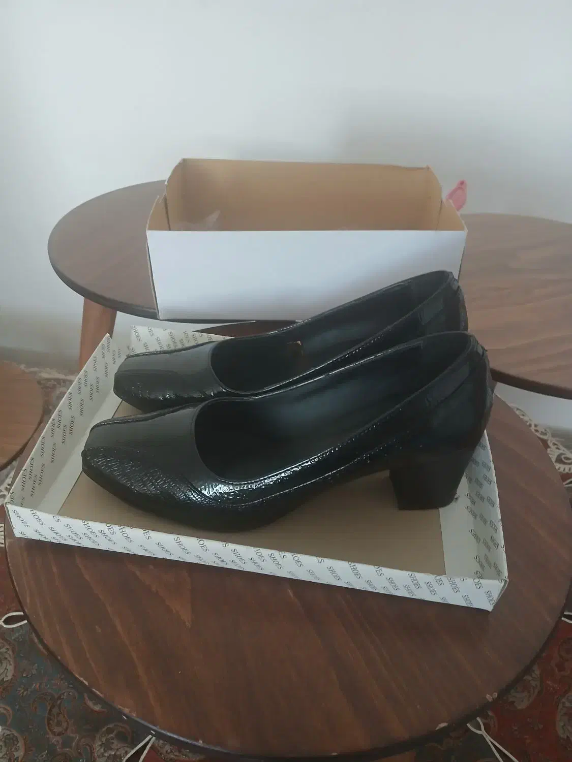 کفش مجلسی نو|کیف، کفش، کمربند|ساوه, |دیوار