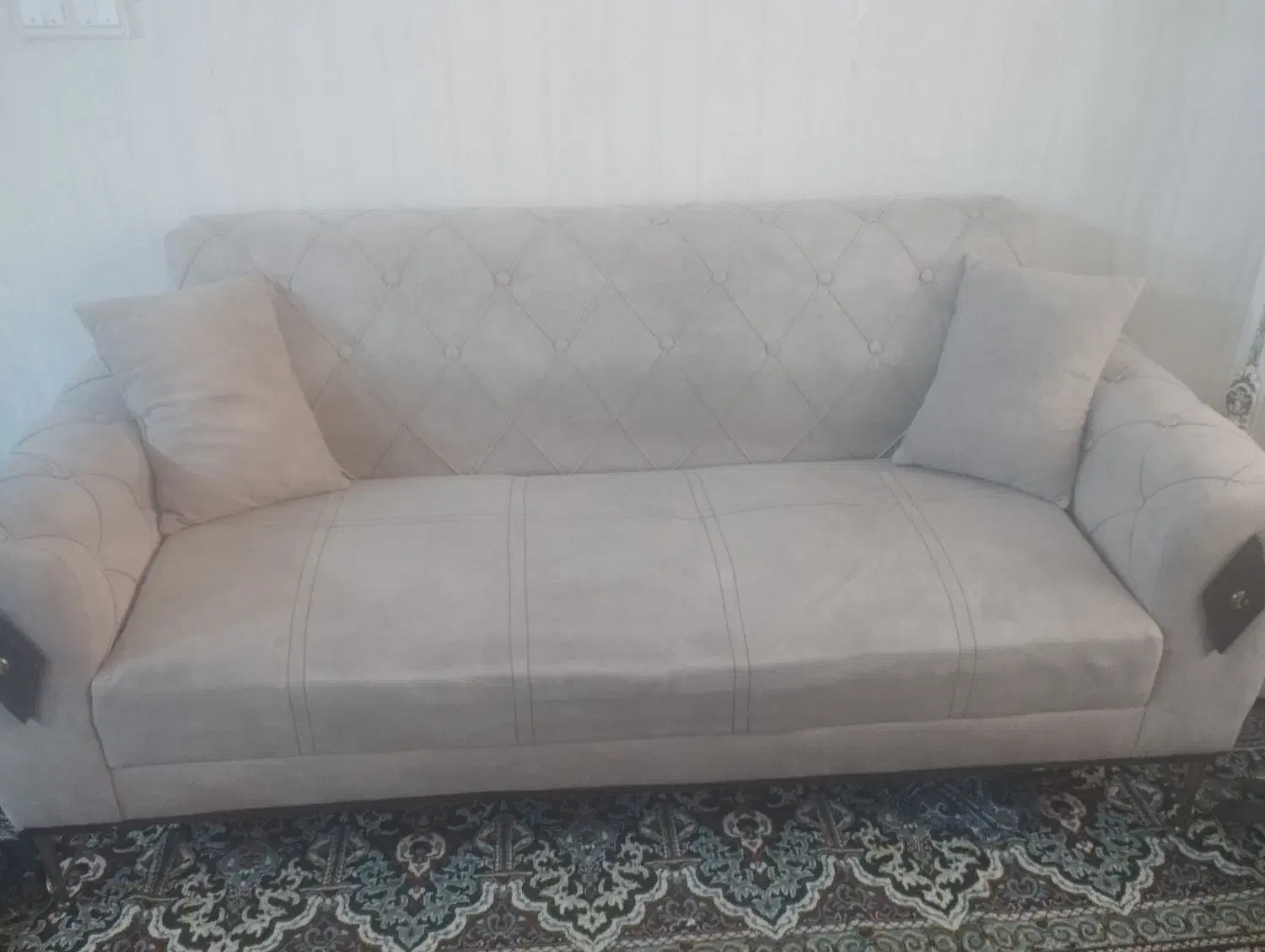 مبل هفت نفره همراه با میز عسلی|مبلمان خانگی و میز عسلی|مشهد, کلاته برفی|دیوار