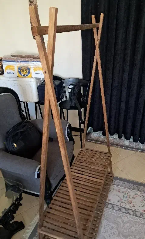 رگال چوبی در حد|بندرخت و رختآویز|شاندیز, |دیوار