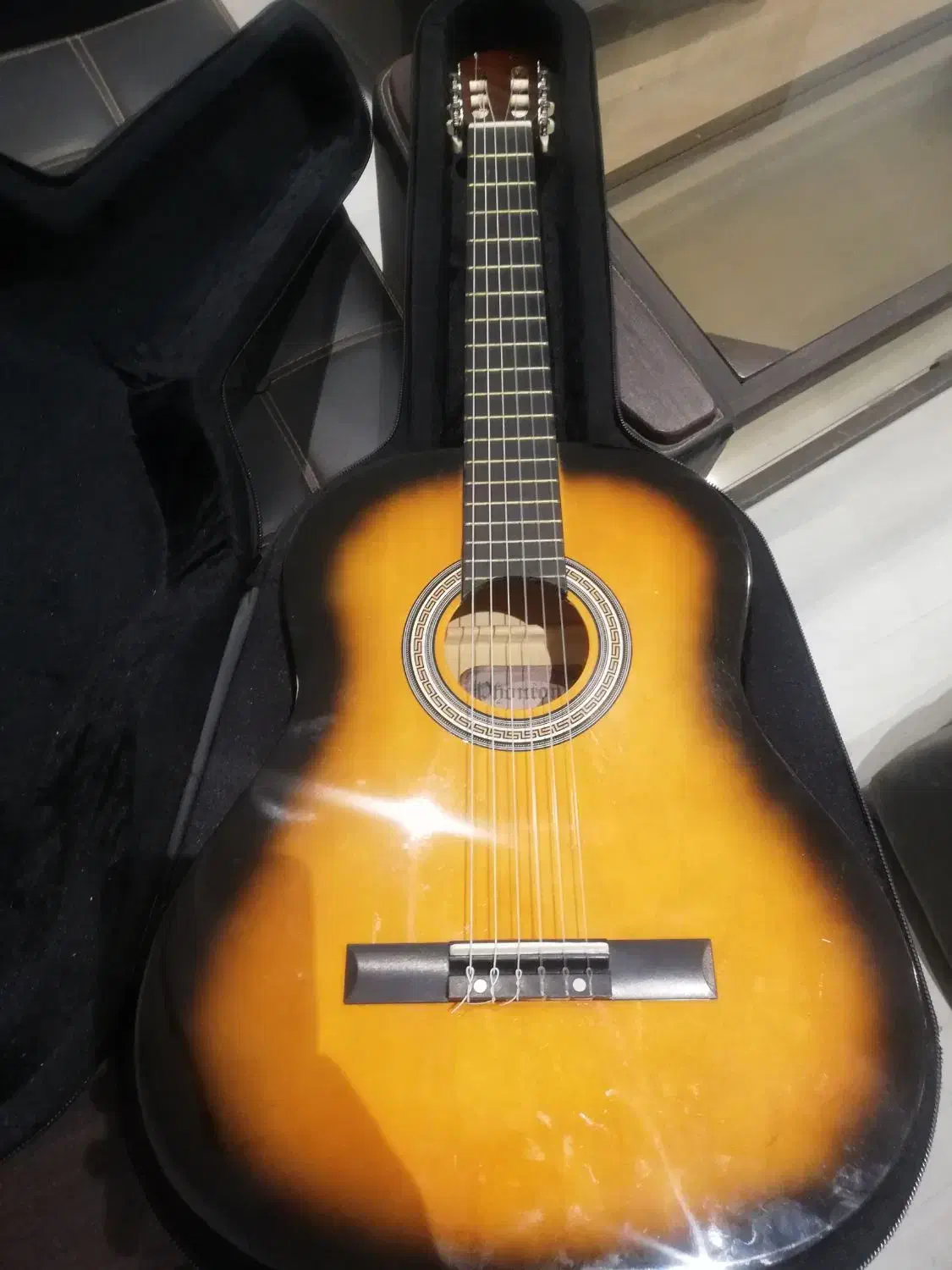 گیتار فانتوم خوش صدا|گیتار، بیس، امپلیفایر|مشهد, جاهد شهر|دیوار