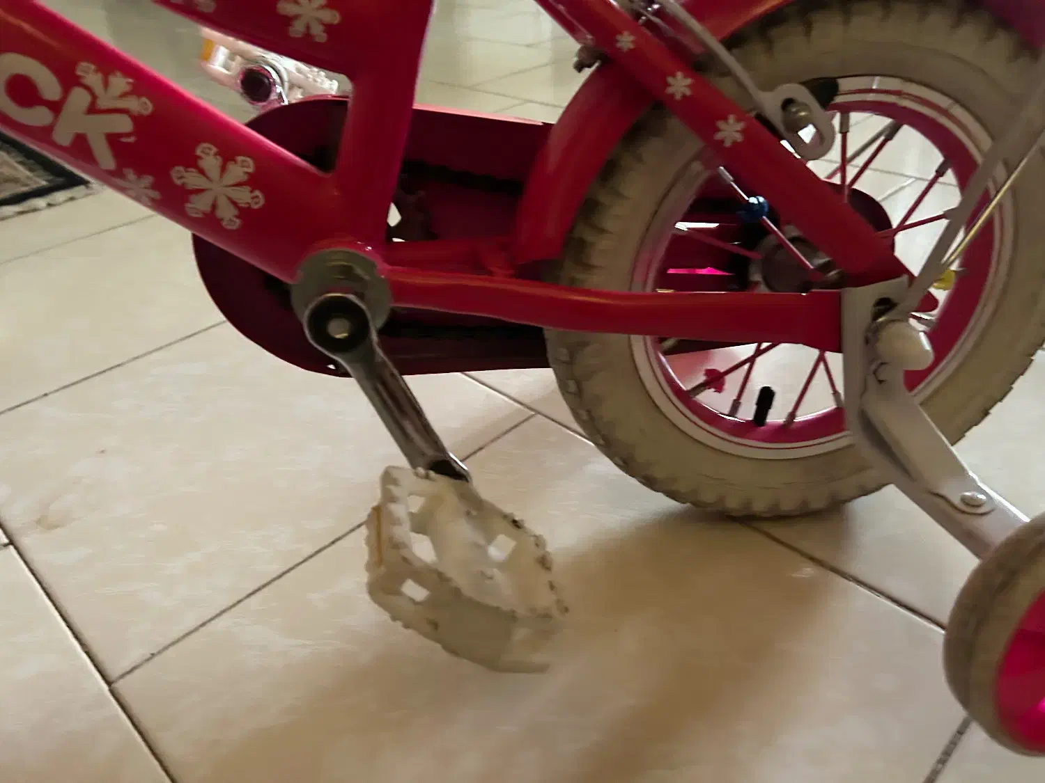 دوچرخه صورتی کاملا نو دخترانه|دوچرخه، اسکیت، اسکوتر|قزوین, |دیوار