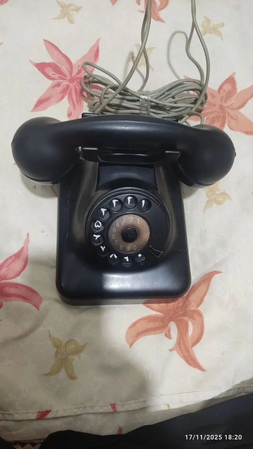 تلفن زیمنس اصل|کلکسیون اشیاء عتیقه|آبش احمد, |دیوار