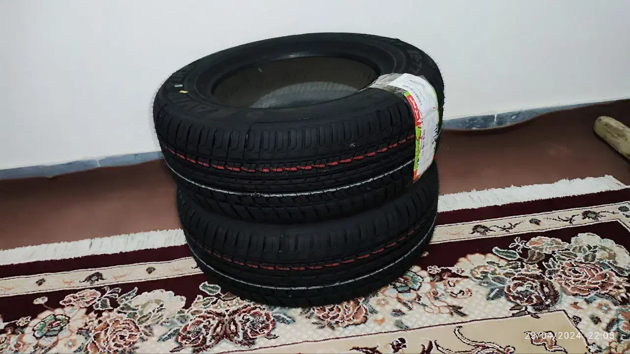 یک جفت لاستیک کویر205رینگ14|قطعات یدکی و لوازم جانبی|صومعهسرا, |دیوار