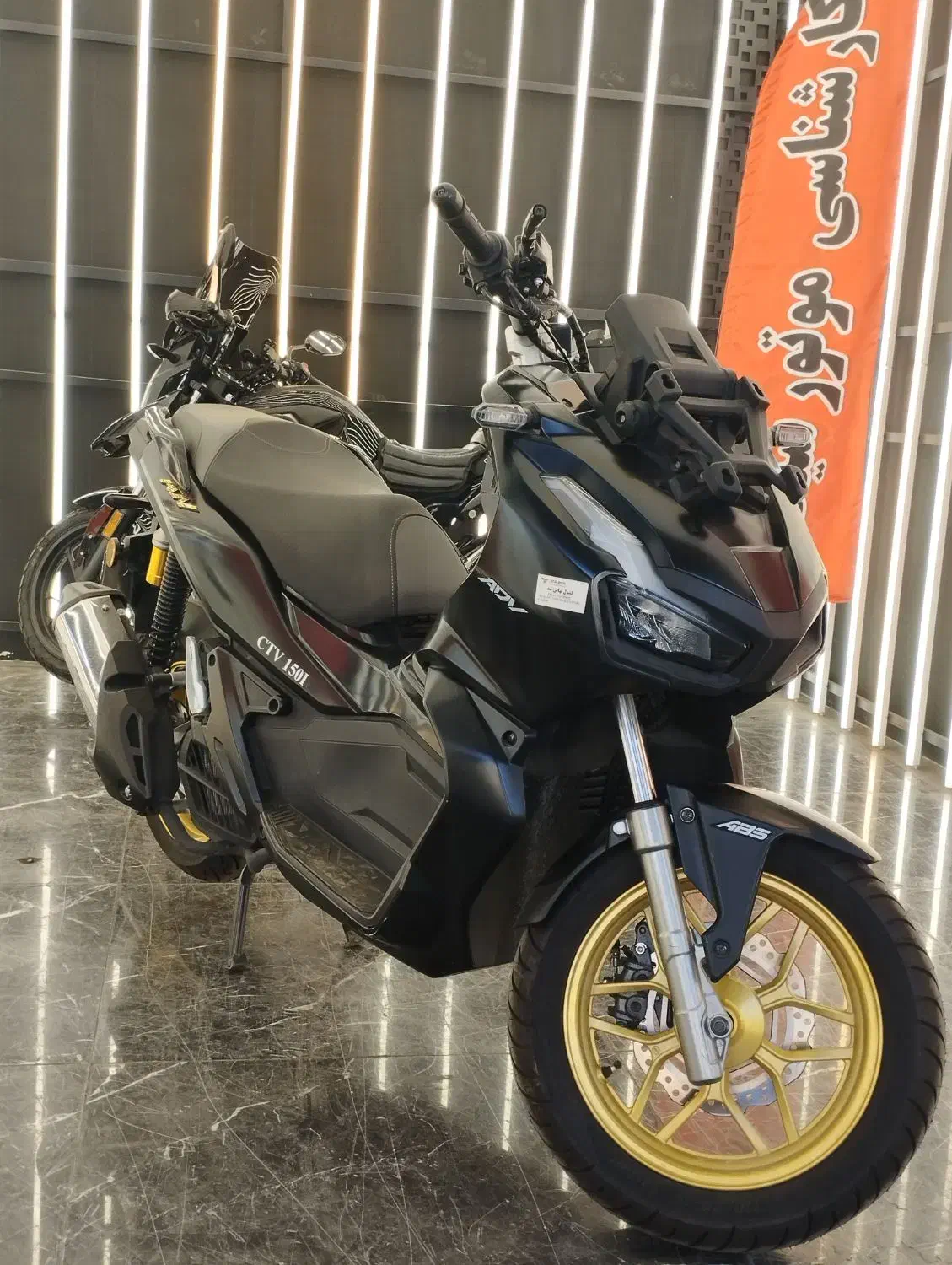 موتورadv ای دی وی ۱۵۰ کبیر صفر خشک|موتورسیکلت|تهران, عباسآباد|دیوار