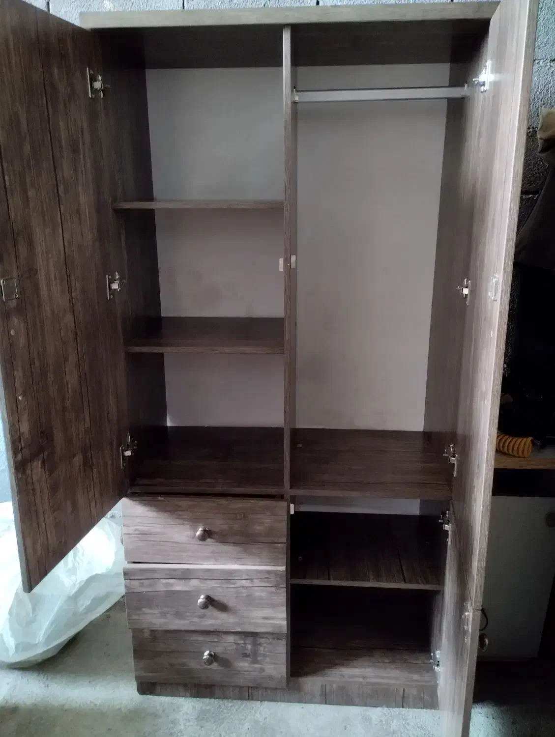 کمد|جاکفشی، کمد، دراور|مریوان, |دیوار