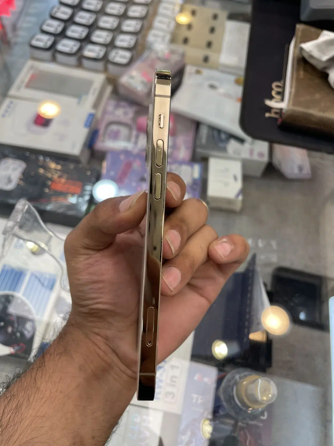 فروش چکی ip12 pro|موبایل|مشهد, گلبرگ|دیوار
