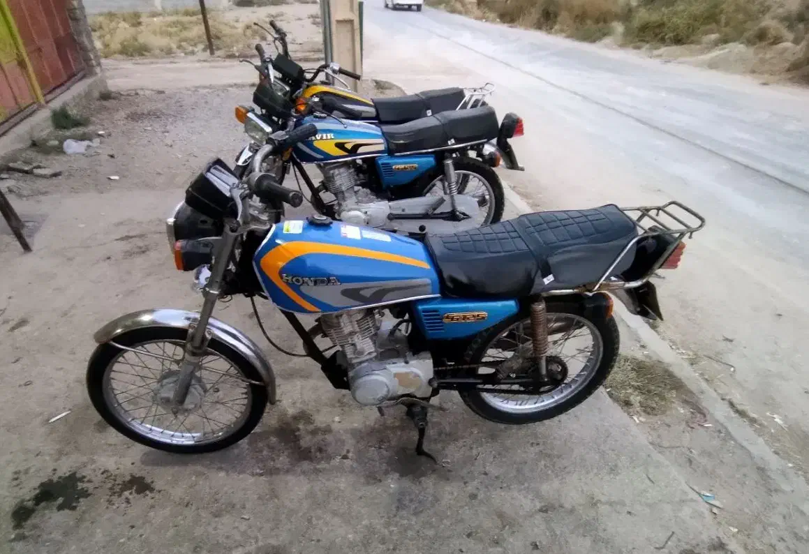 موتور سیکلت مدارک کامل و مزایده مدل ۸۷ ۸۶ ۸۵|موتورسیکلت|شیراز, داریون|دیوار