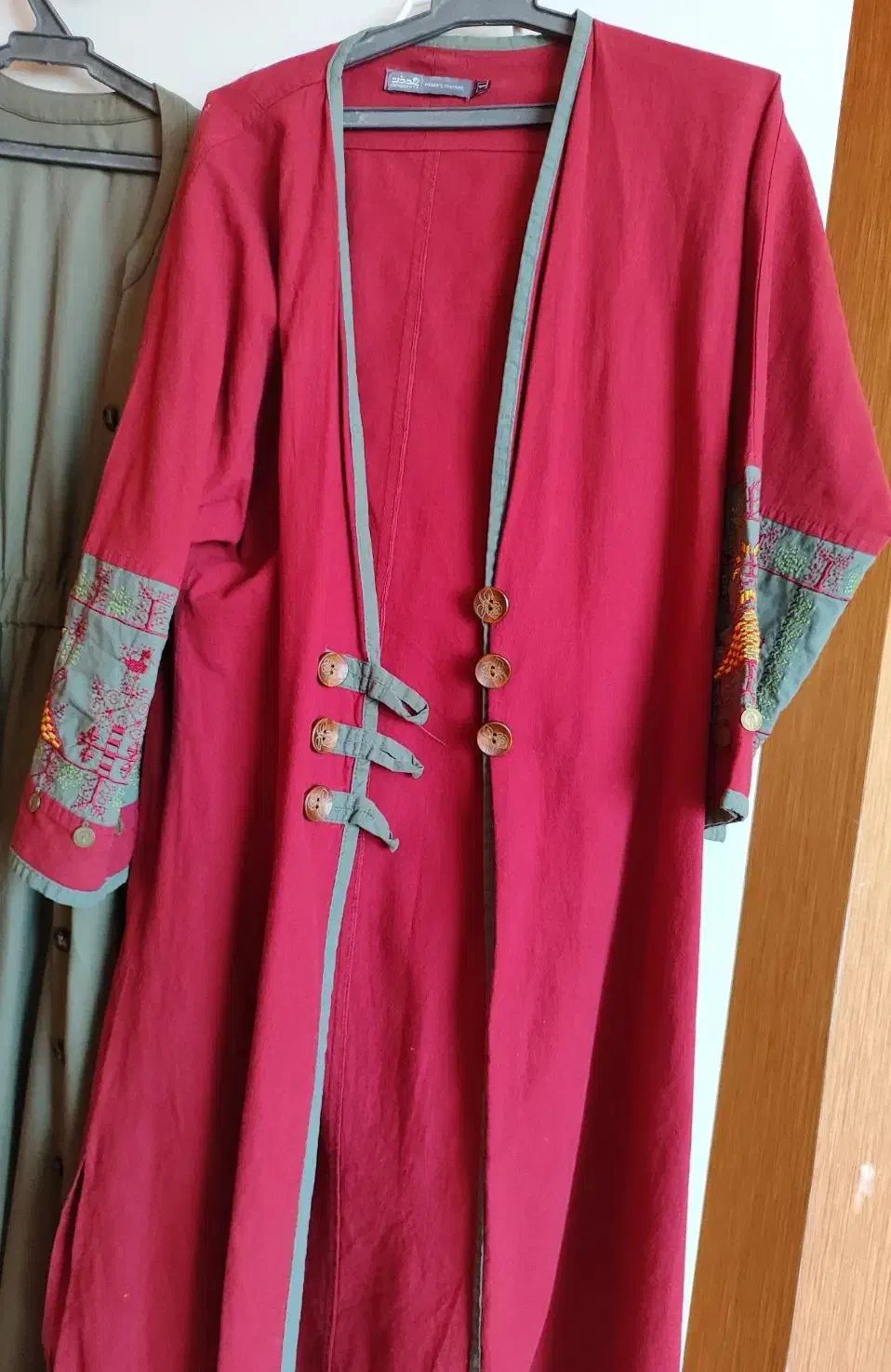 مانتو بلوز دامن شال بوت|لباس|اصفهان, شفق|دیوار