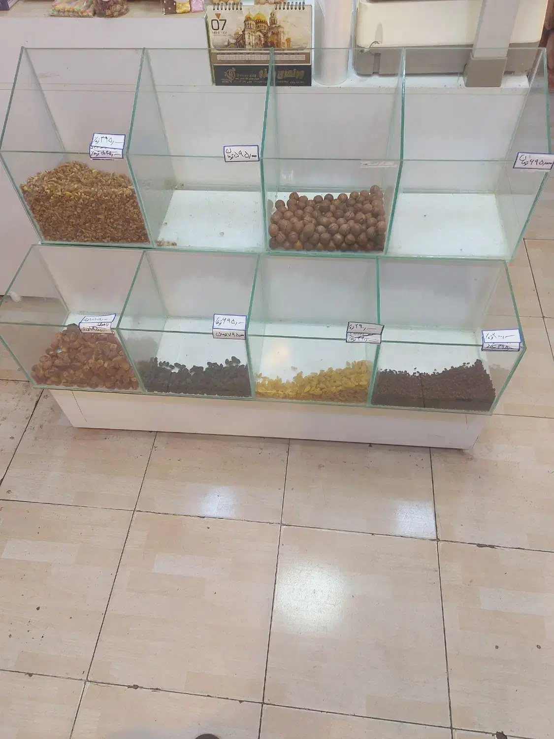 واگذاری مغازه خشکباری فوری|اجارهٔ مغازه و غرفه|رشت, سعدی (تختی)|دیوار