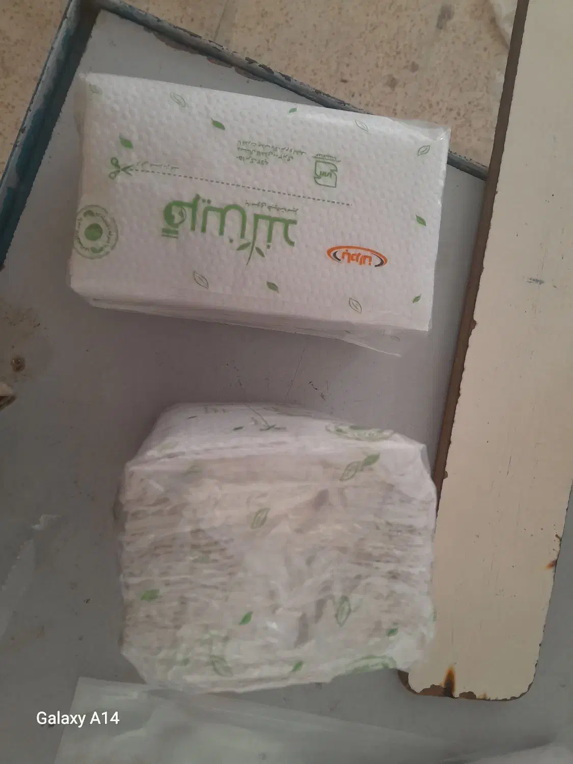 تولید دستمال کاغذی|مواد شوینده و دستمال کاغذی|خسروشاه, |دیوار