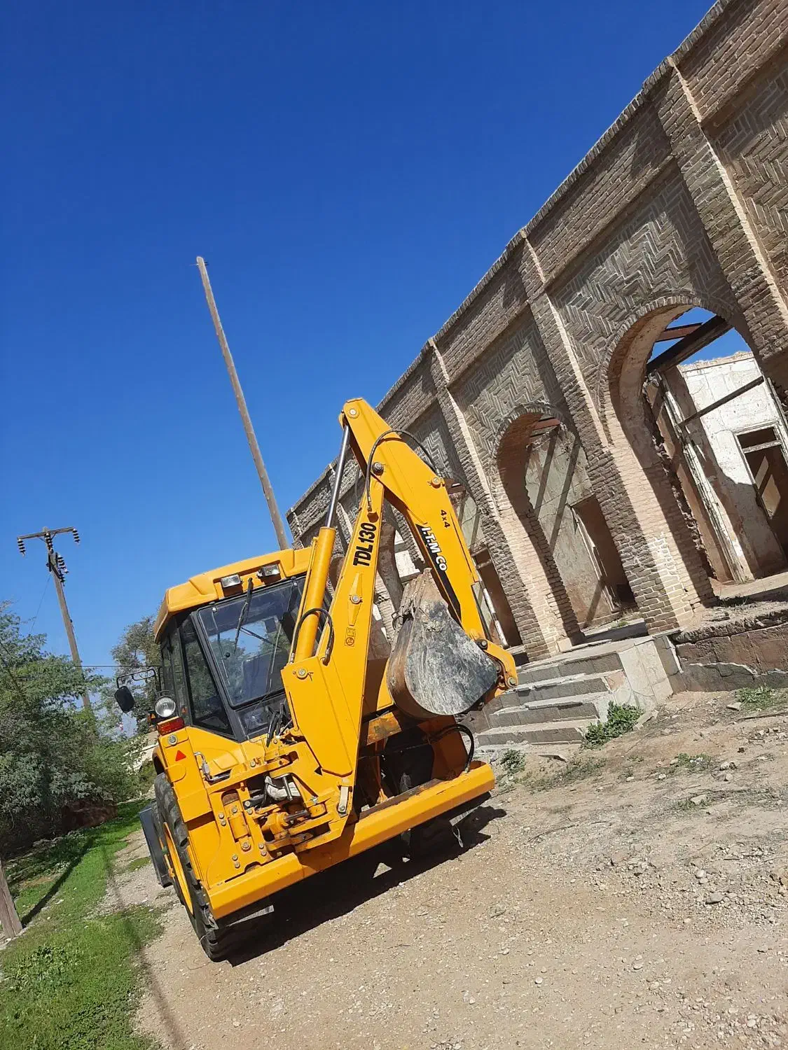 بیل بکهو TDL130|خودرو سنگین|اهواز, مهرشهر|دیوار