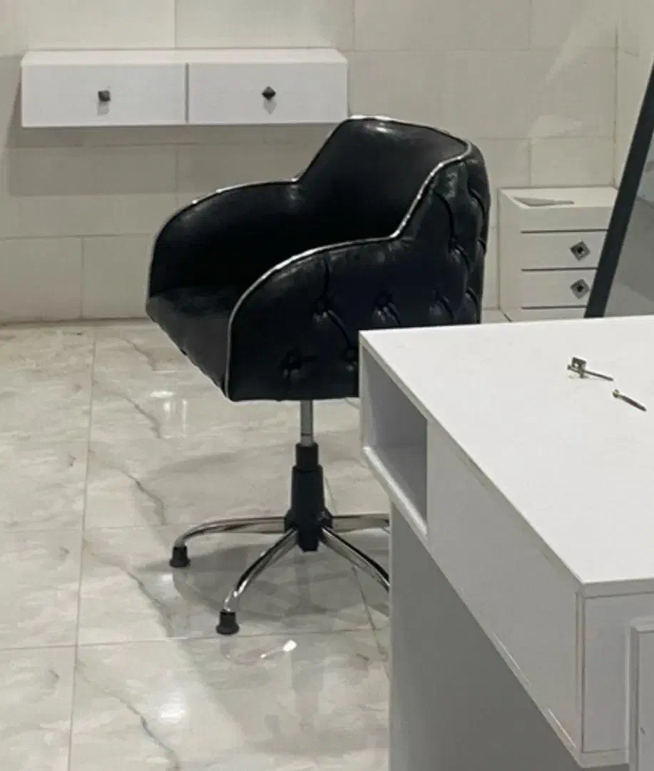 وسایل آرایشگاه|آرایشگاه و سالنهای زیبایی|بندر دیر, |دیوار