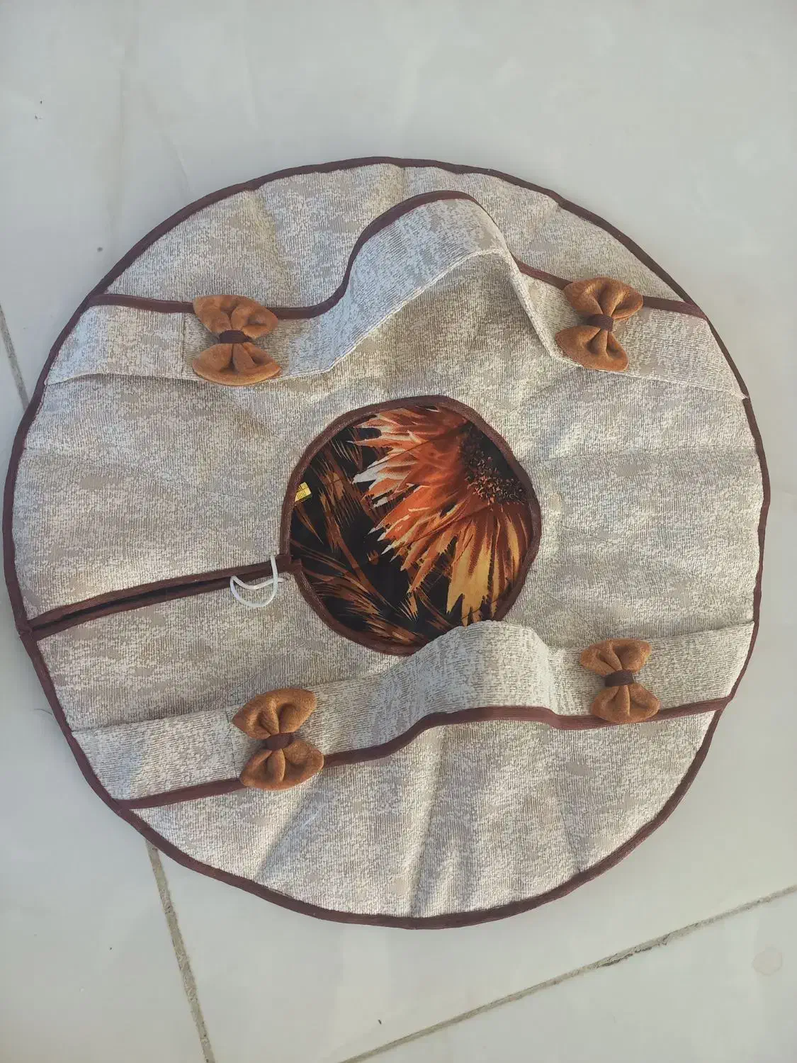 کاورقابلمه ونظم دهنده ی مخمل|آبچکان و نظمدهنده ظروف|قروه, |دیوار