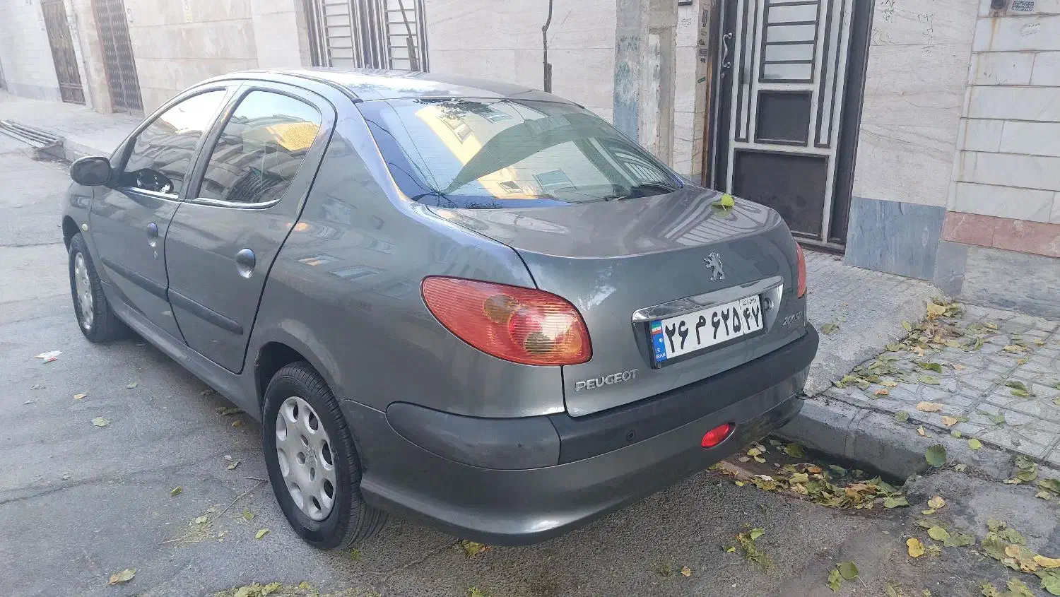 پژو ۲۰۶ SD V8 مدل ۹۳|خودرو سواری و وانت|اراک, |دیوار