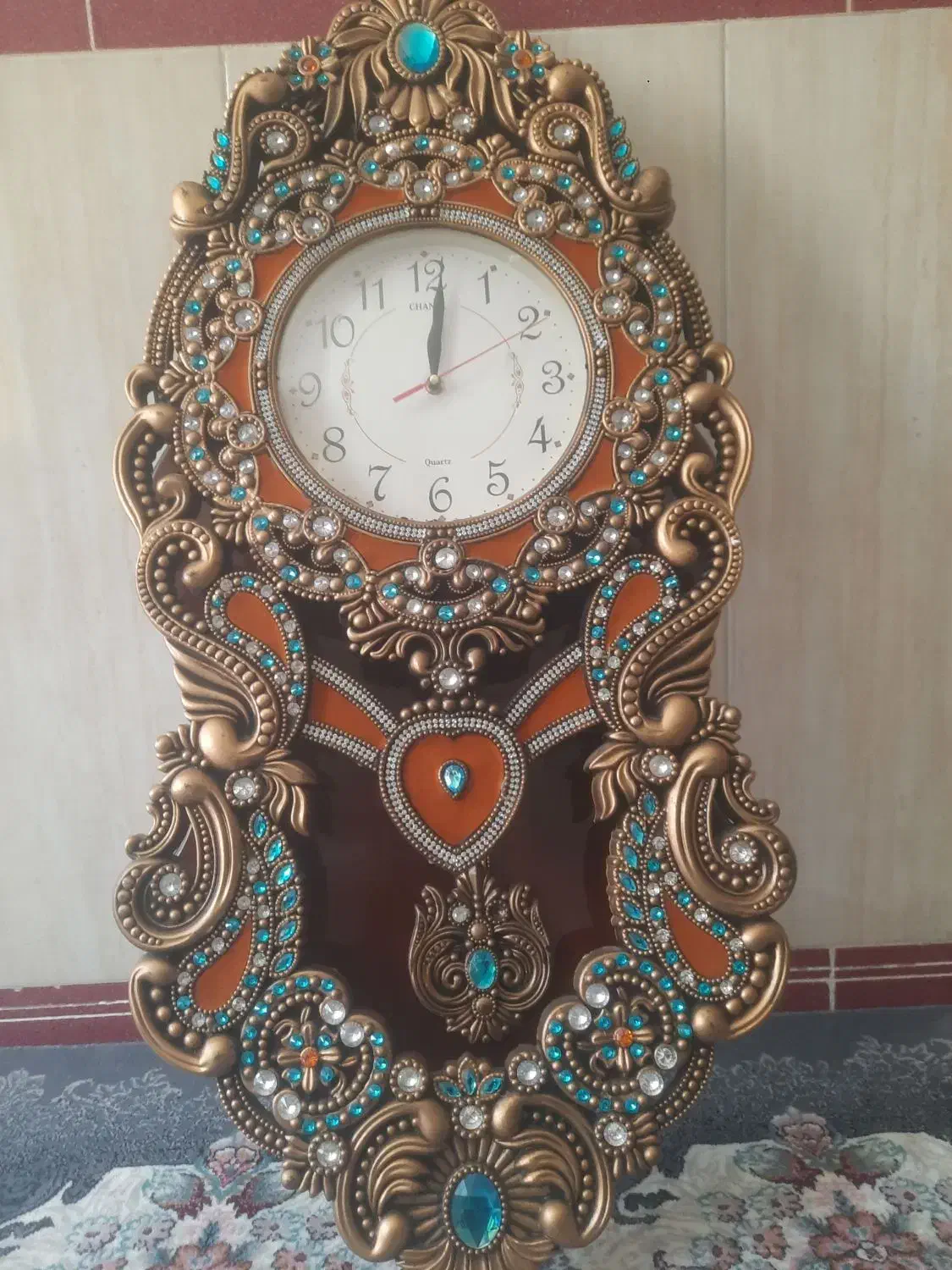 ساعت دیواری سالم|ساعت دیواری و تزئینی|صحنه, |دیوار