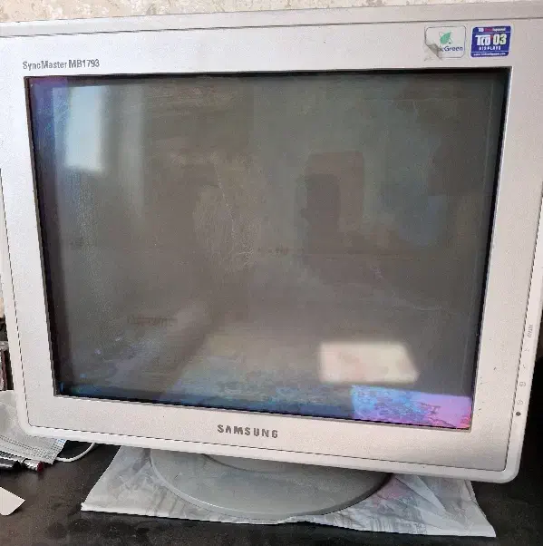 فروش مانیتور سامسونگ|قطعات و لوازم جانبی رایانه|قم, هفت تیر|دیوار