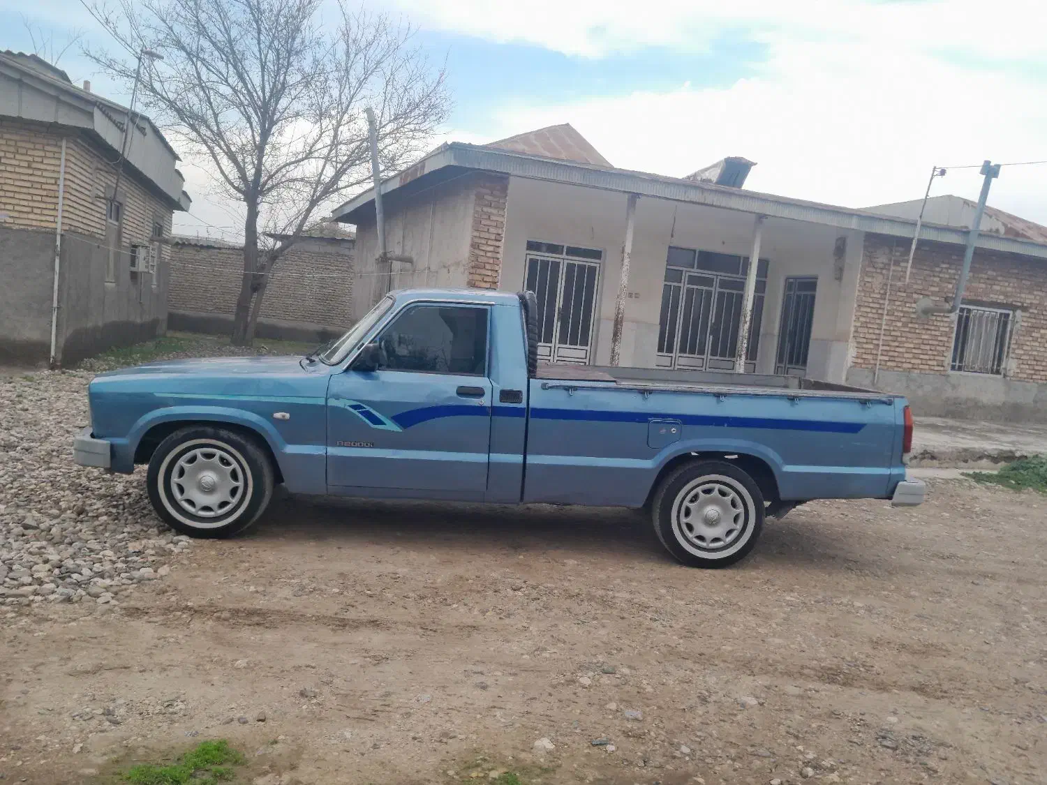 وانت مزدا|خودرو سواری و وانت|گنبد کاووس, |دیوار