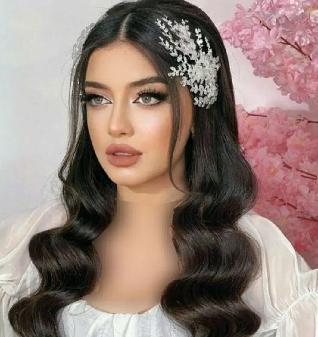 با تیم حرفه ای ما زیباییتونو چند برابر کنین|خدمات آرایشگری و زیبایی|ارومیه, |دیوار