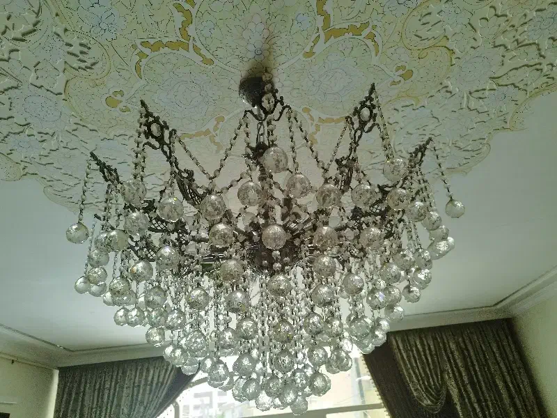 لوستر وارداتی|لوستر و چراغ آویز|اصفهان, جلالیه|دیوار