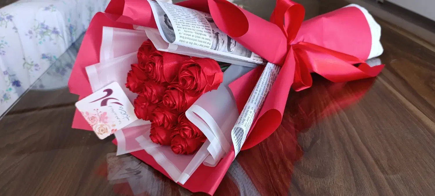 گل روبانی زیبا|گل مصنوعی|سنندج, |دیوار