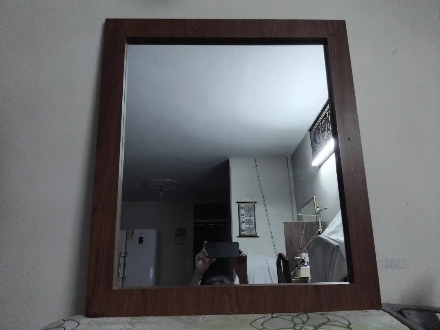 آینه ب قاب چوبی|آینه|تهران, مدائن|دیوار