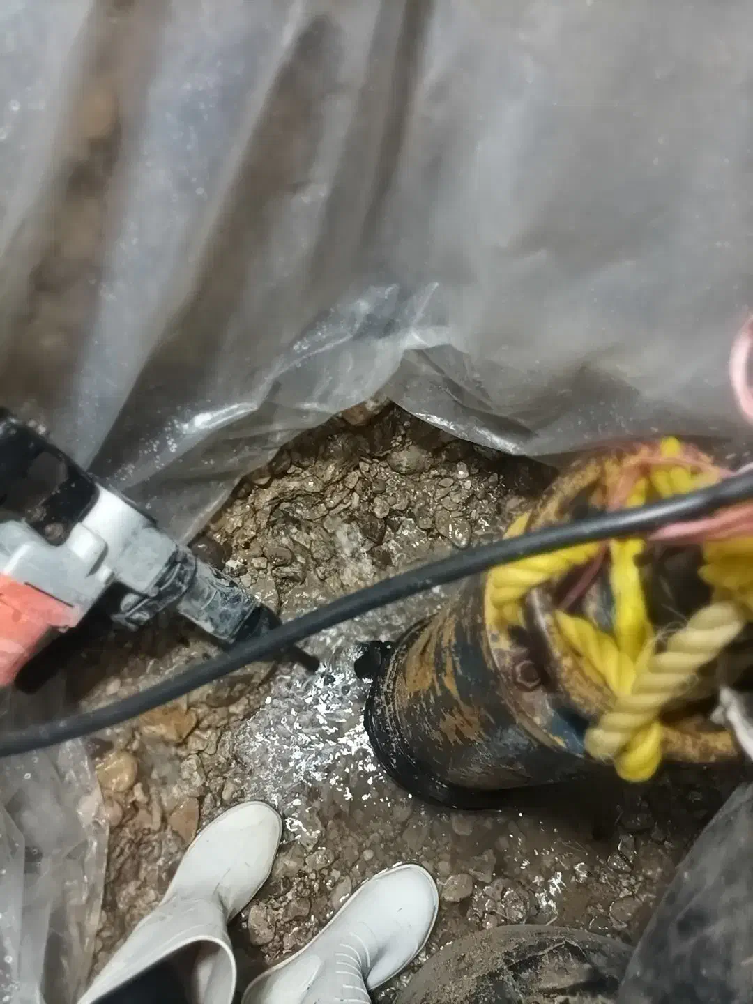 مغنی چاه نیم عمیق|خدمات پیشه و مهارت|نیشابور, شهید جعفری|دیوار