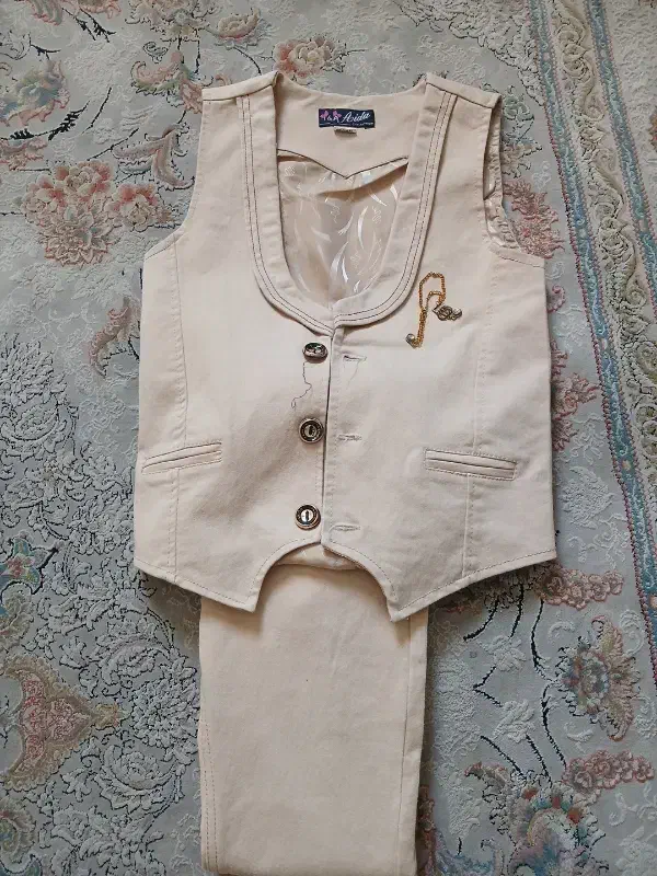 جلیقه وشلوار|کفش و لباس بچه|ملایر, |دیوار