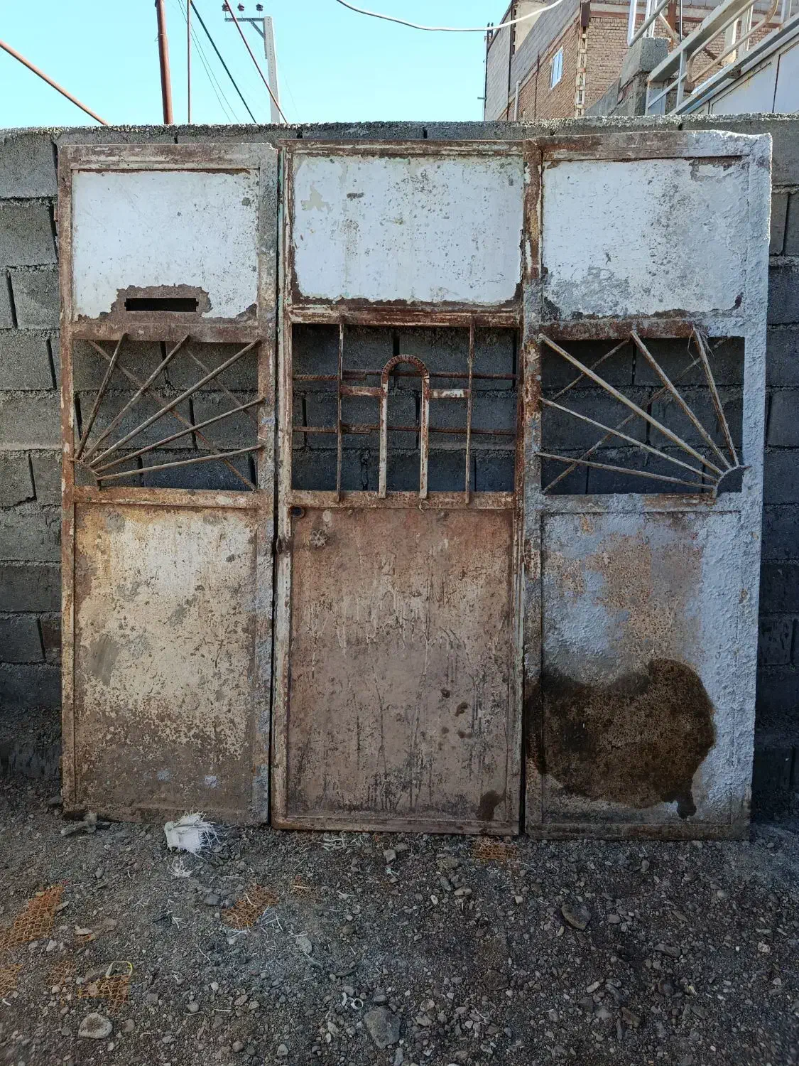 درب حیاط|مصالح و تجهیزات ساختمان|باروق, |دیوار